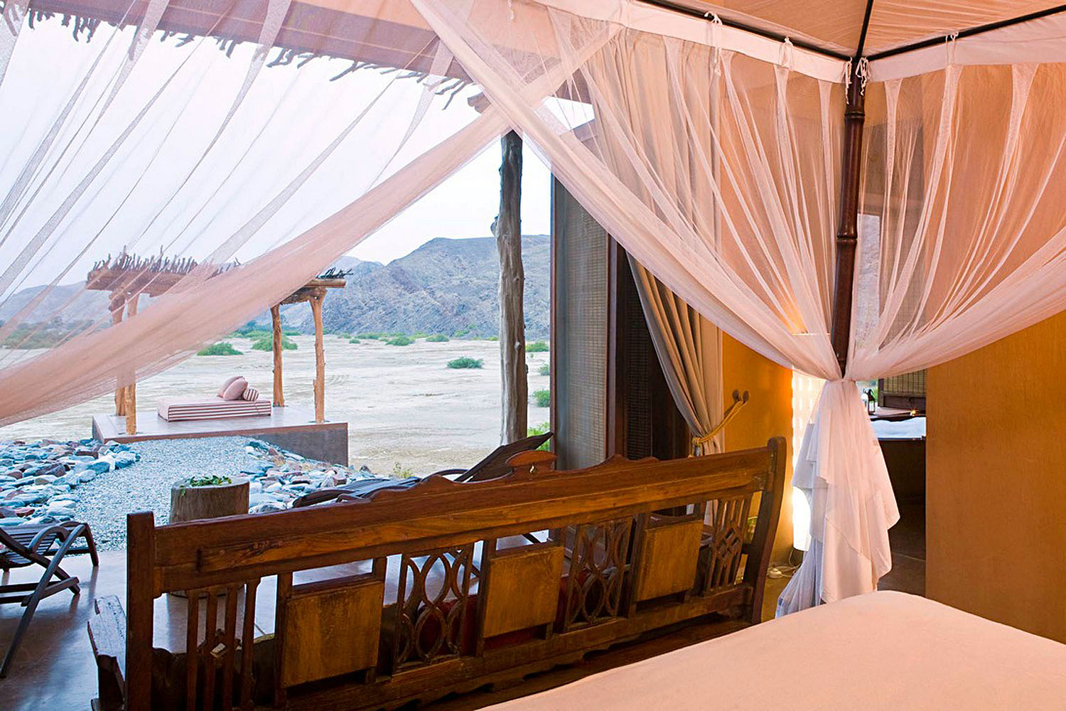 Okahirongo Elephant Lodge - Bild 3