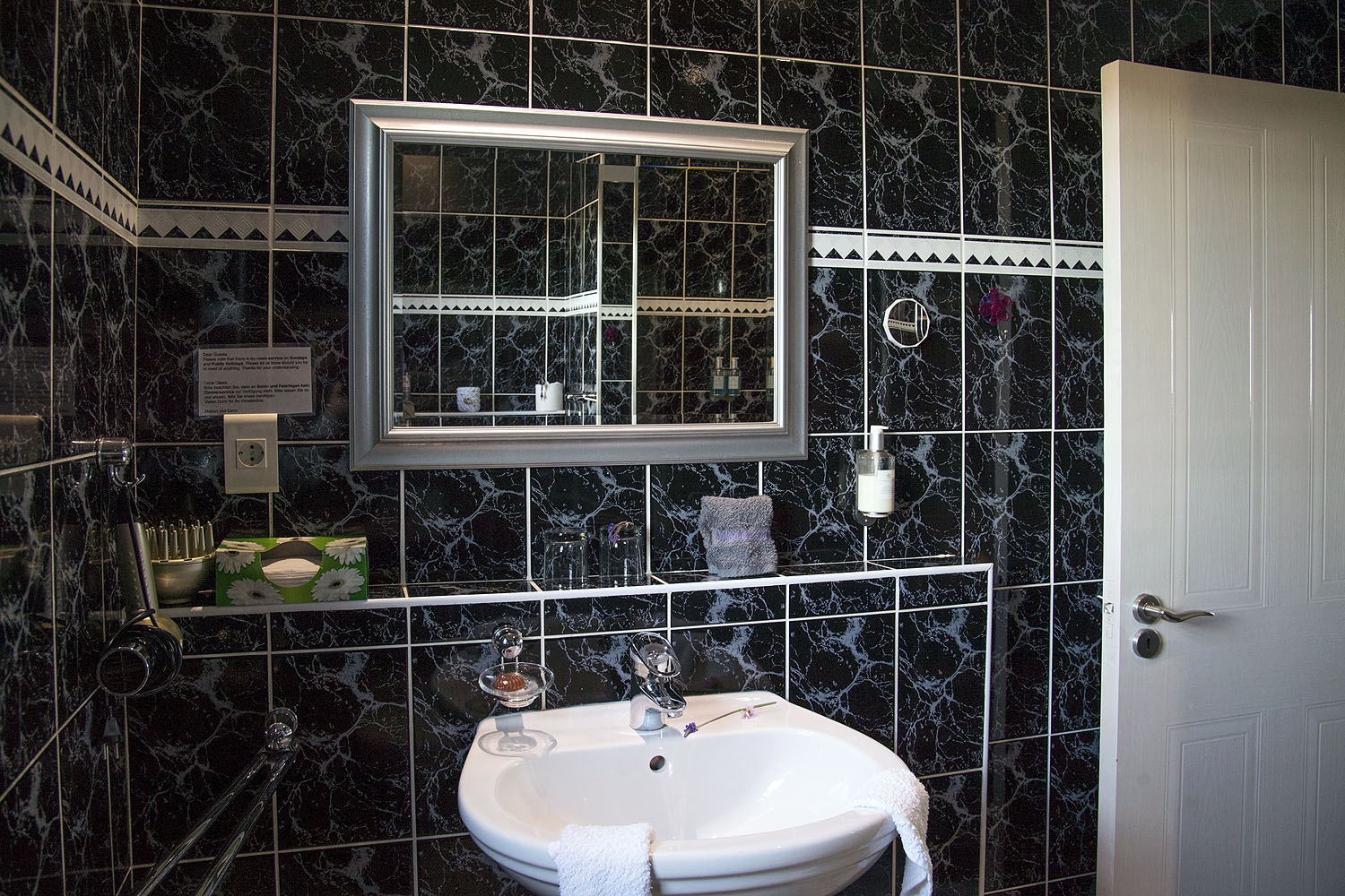 Farr Out B & B - Bild 3
