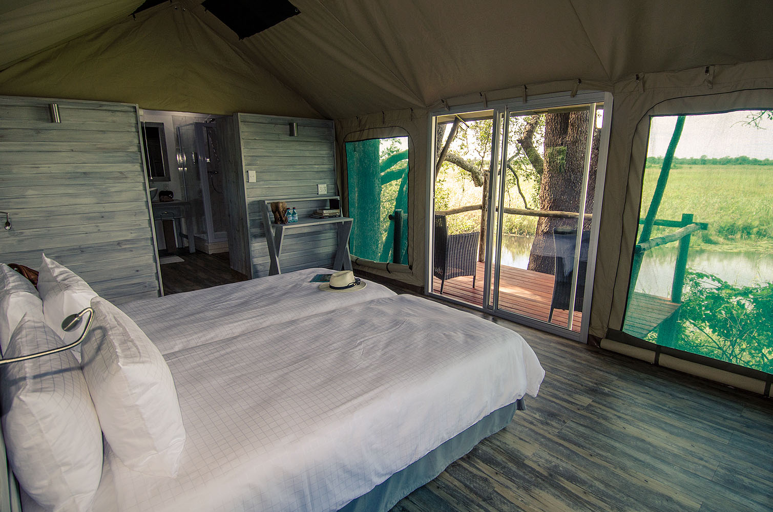 Kazile Island Lodge - Bild 2