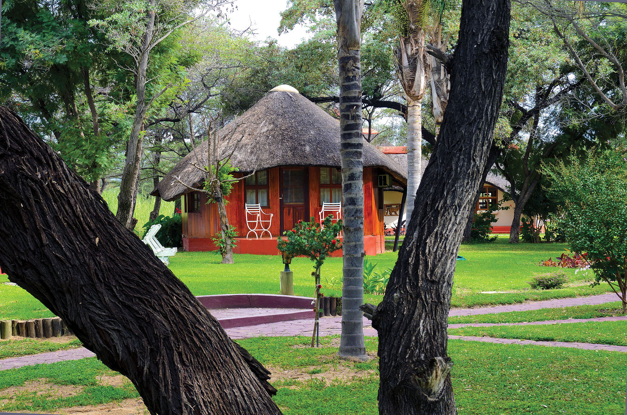 Hakusembe River Lodge