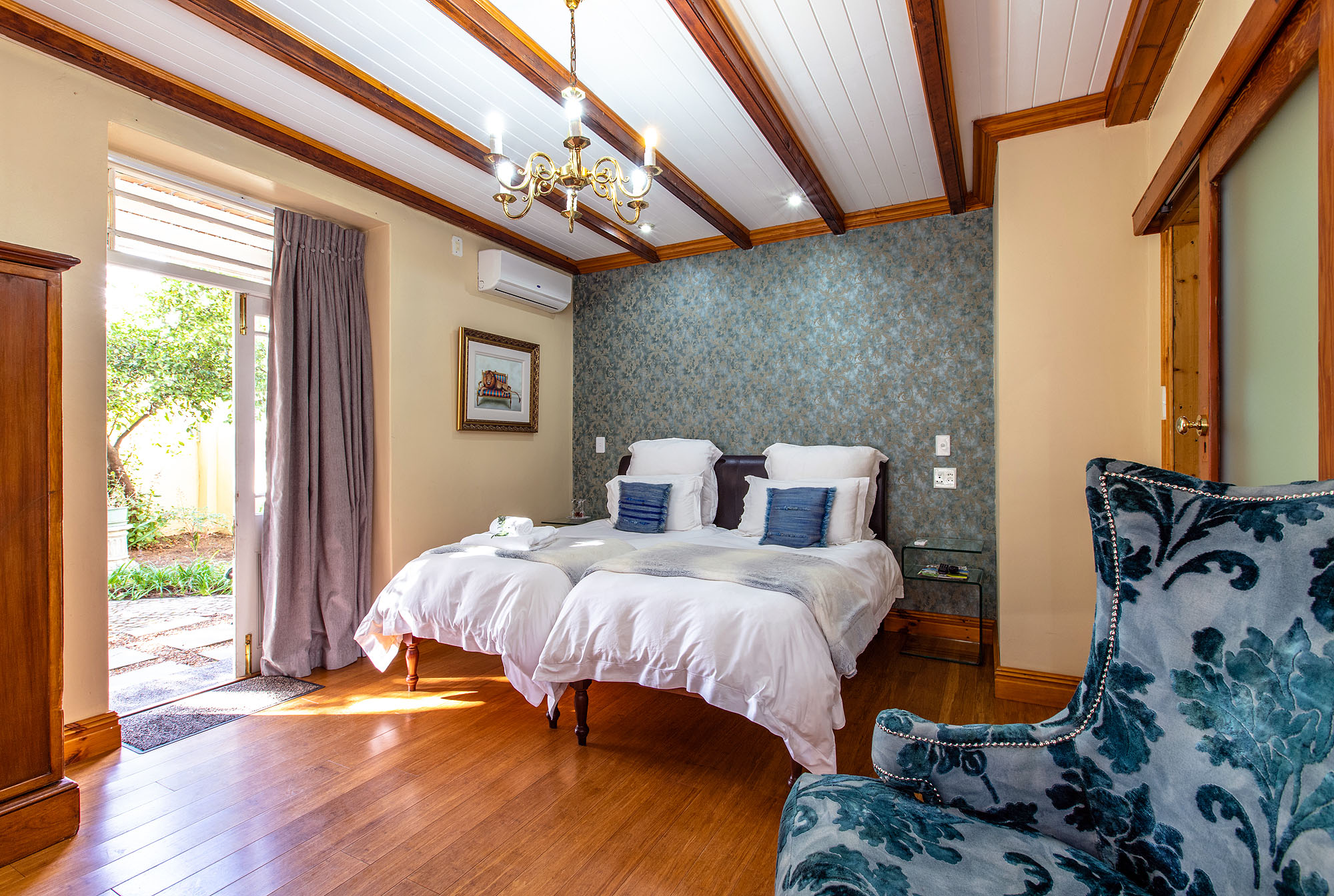 Evergreen Manor - Bild 3