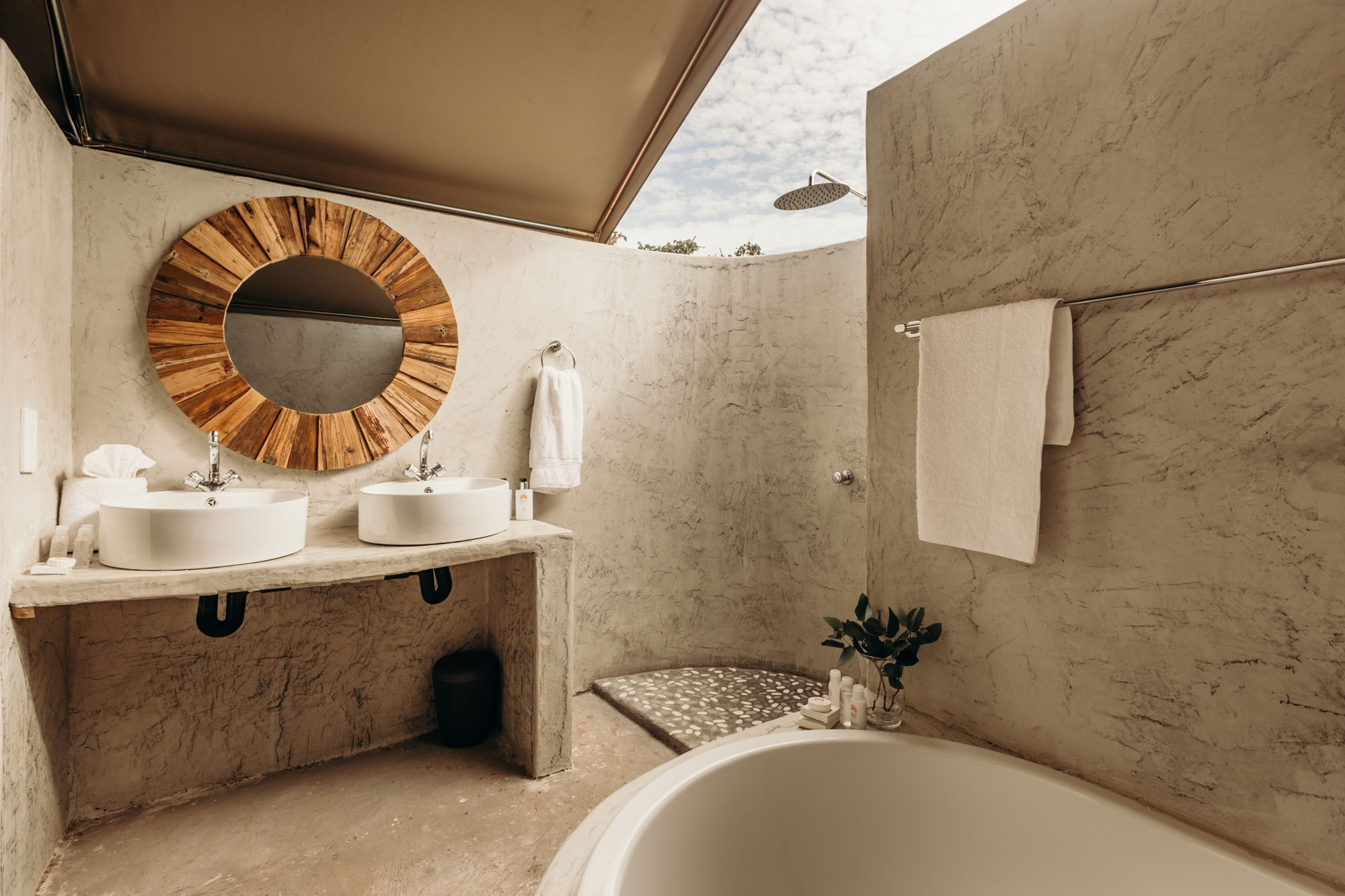 Mopane Bush Lodge - Bild 4