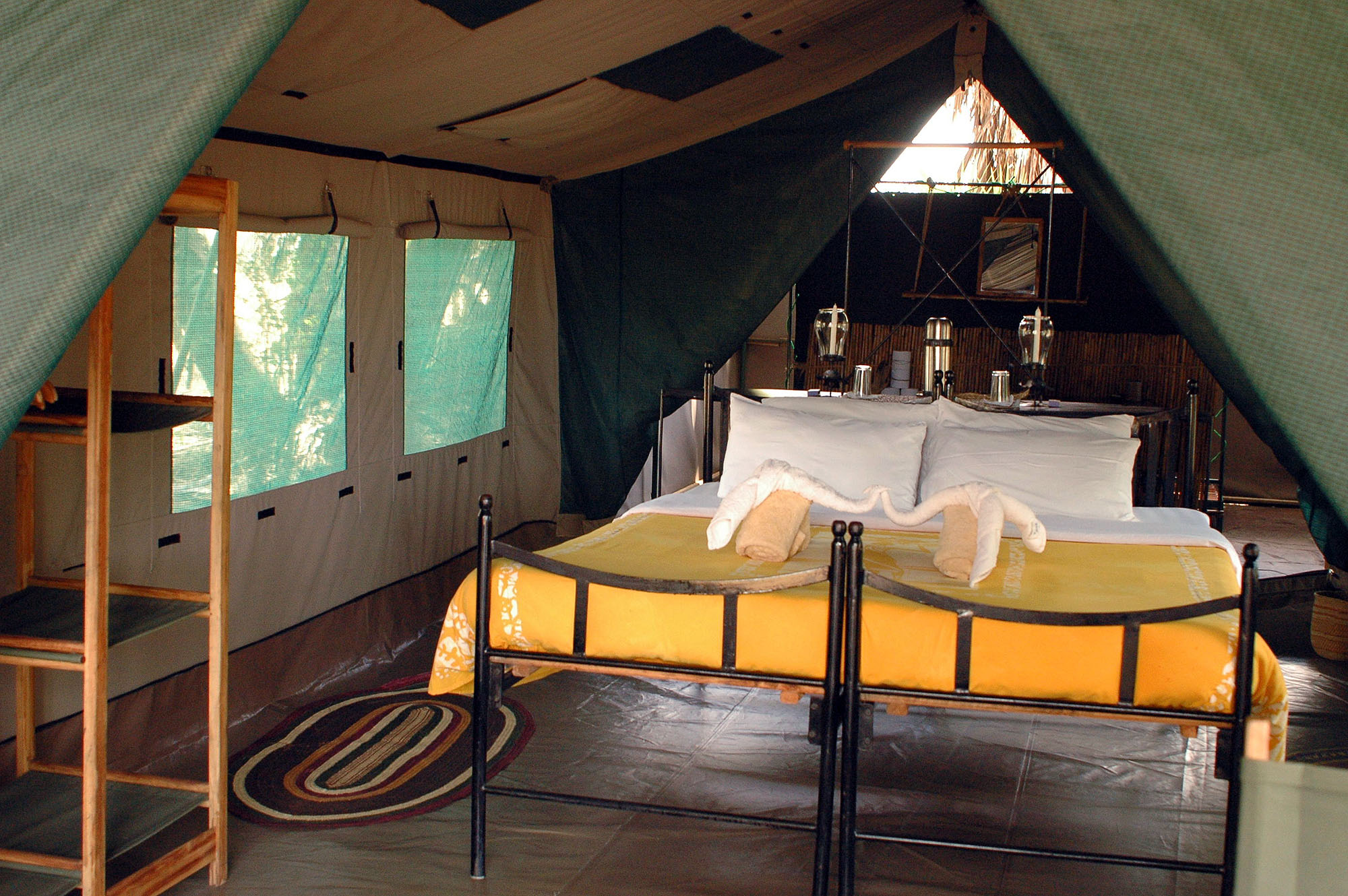 Lake Manze Camp - Bild 2