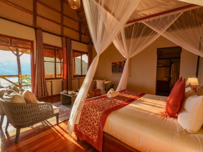 Crater Safari Lodge