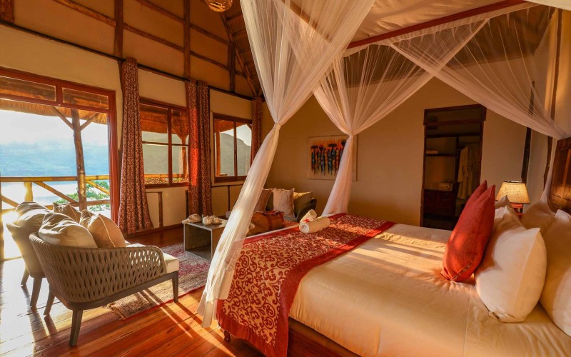 Crater Safari Lodge